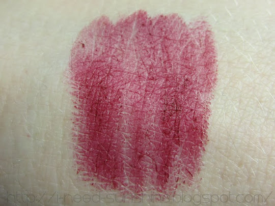 Sleek True Color Lippenstift Matte Cranberry Test Review Erfahrungen Swatches Farbe Haltbarkeit