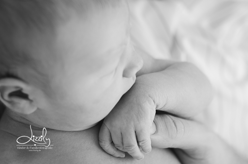 Babyfotos Krankenhaus Neugeborenenbilder Fotograf Kinderbilder