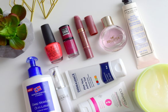 Beauty Blogger Monatsfavoriten und Beauty Favoriten aus dem Juli 2016 mit Dermasence, Neutrogena und Astor.