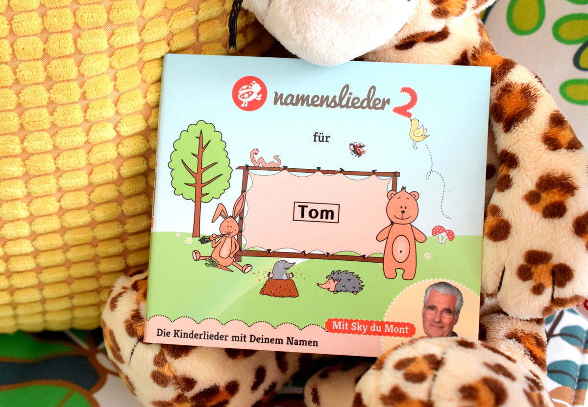 Geschenkideen zur Geburt unter 20 Euro für Kollegen, Chef, Freunde, Bekannte und Namenslieder CD für Babys und Kinder