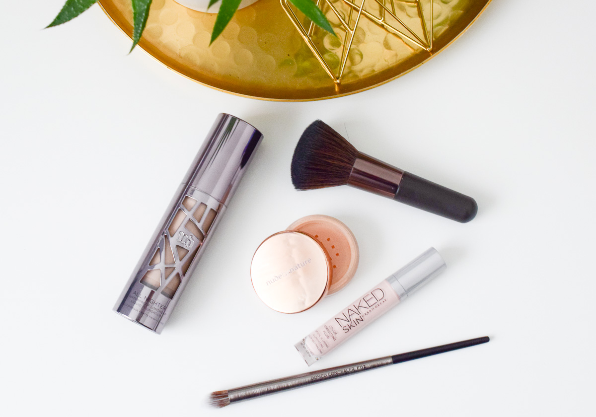 Beauty Favoriten im September 2016 mit Nude by Nature Mineral Foundation, Urban Decay All Nighter Liquid Foundation, Urban Decay Color Correcting Fluid auf I need sunshine Beautyblog 