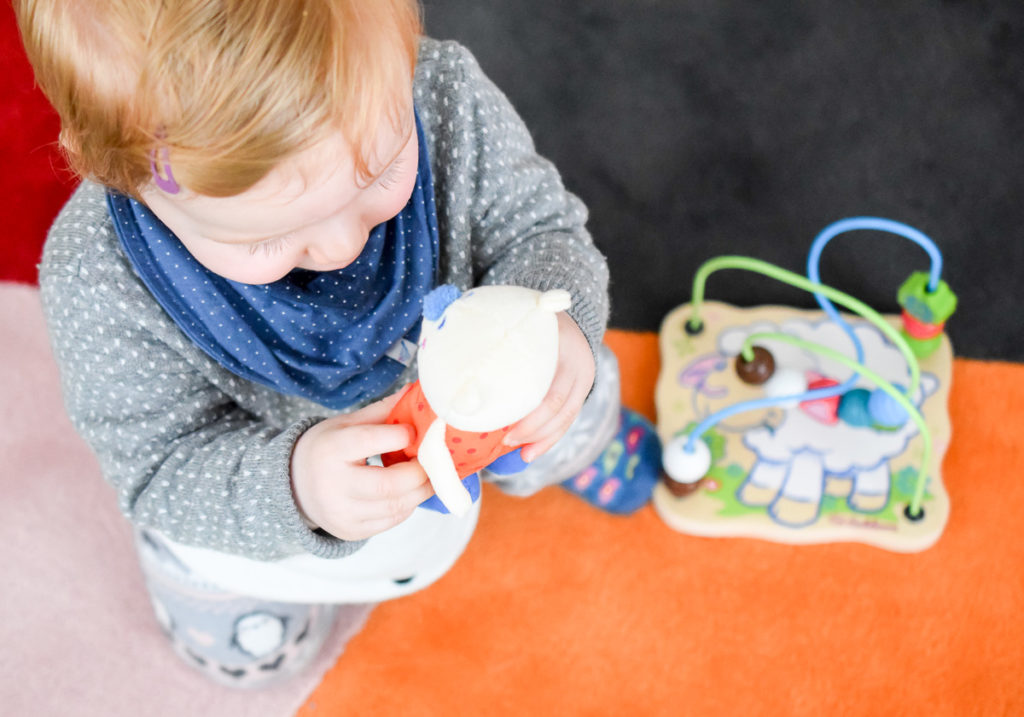 Baby Kleinkdnd sinnvolles Spielzeug ab 1 Jahr pädagogisch sinnvoll Lernen und Entdecken für Förderung Motorische Entwicklung Feinmotorik Auge-Hand-Koordination und Krabbeln Laufen