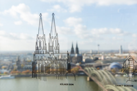Beautypress Oktober 2016: Blogger Event über den Dächern von Köln im Köln Sky mit Blick auf Kölner Dom.