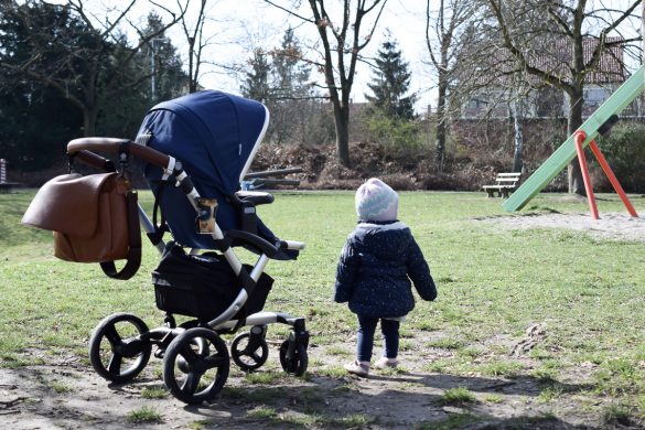 Bonavi Kinderwagen Erfahrungen Test-Bericht Familienblog MamablogI need sunshine günstiger Kombi-Kinderwagen aus Berlin made in Germany