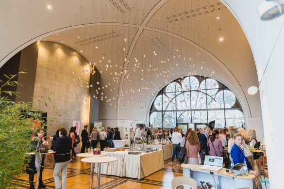 Beautypress Naturkosmetik Event 2017 Köln Flora Beautyblogger I need sunshine Marken Highlights Video Neuheiten Luvos Heilerde Köln Flora