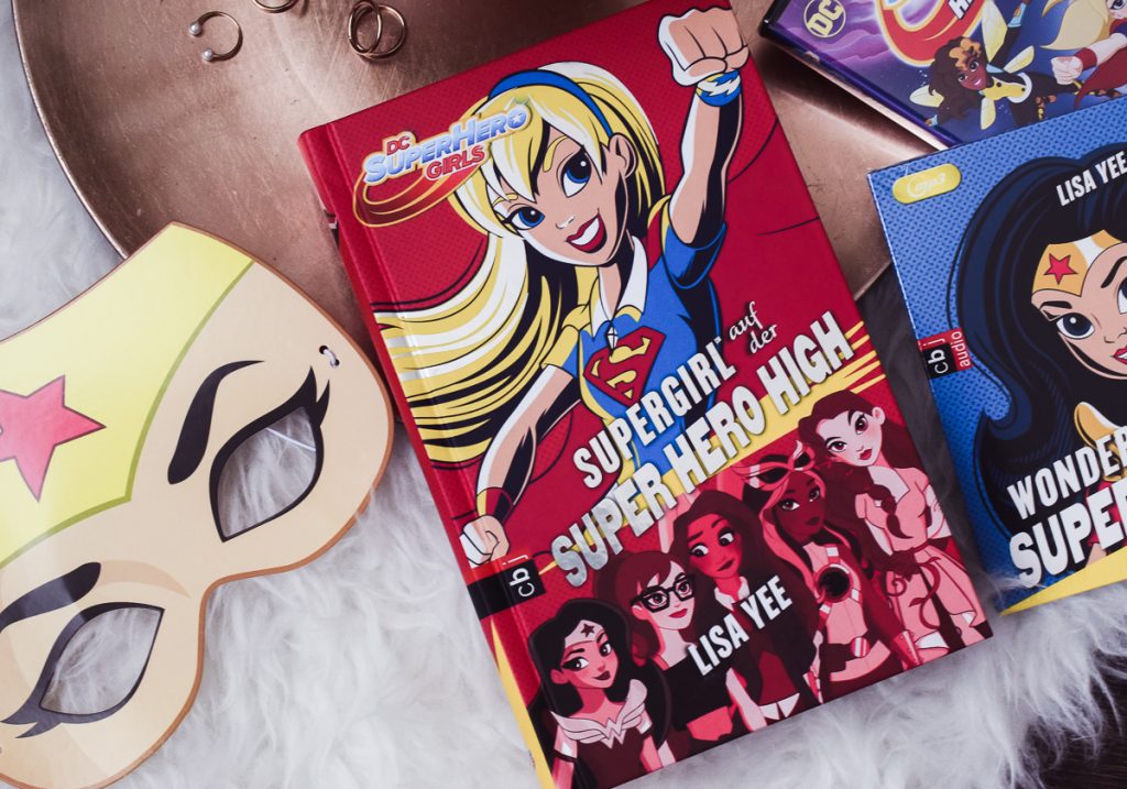 Warner Bros. DC Super Hero Girls Serie deutsch Youtube Starke Vorbilder starke Mädchen Superheldin