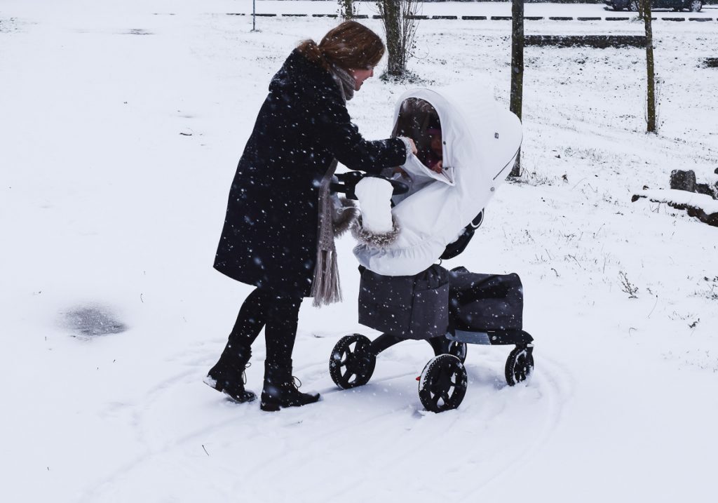 Stokke Xplory Kinderwagen im Test Erfahrungen Baby Kleinkind Kombi Kinderwagen Winter Kit