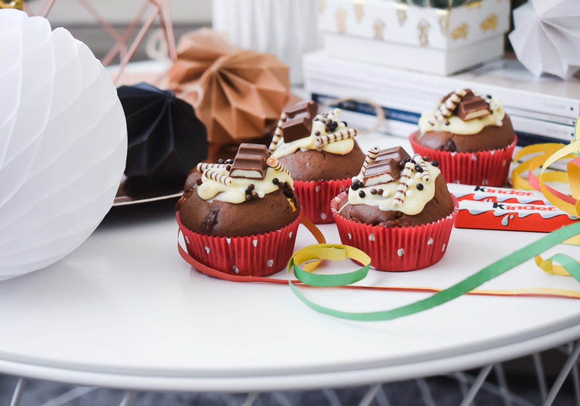 Ferrero kinder Schokolade Kinderschokolade Muffins Rezept Kinderriegel Torte Anleitung Deko Geburtstagsgeschenk