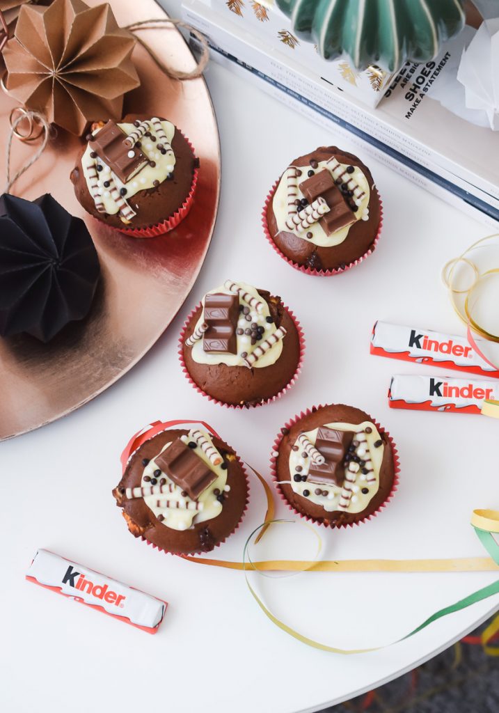 Ferrero kinder Schokolade Kinderschokolade Muffins Rezept Kinderriegel Torte Anleitung Deko Geburtstagsgeschenk