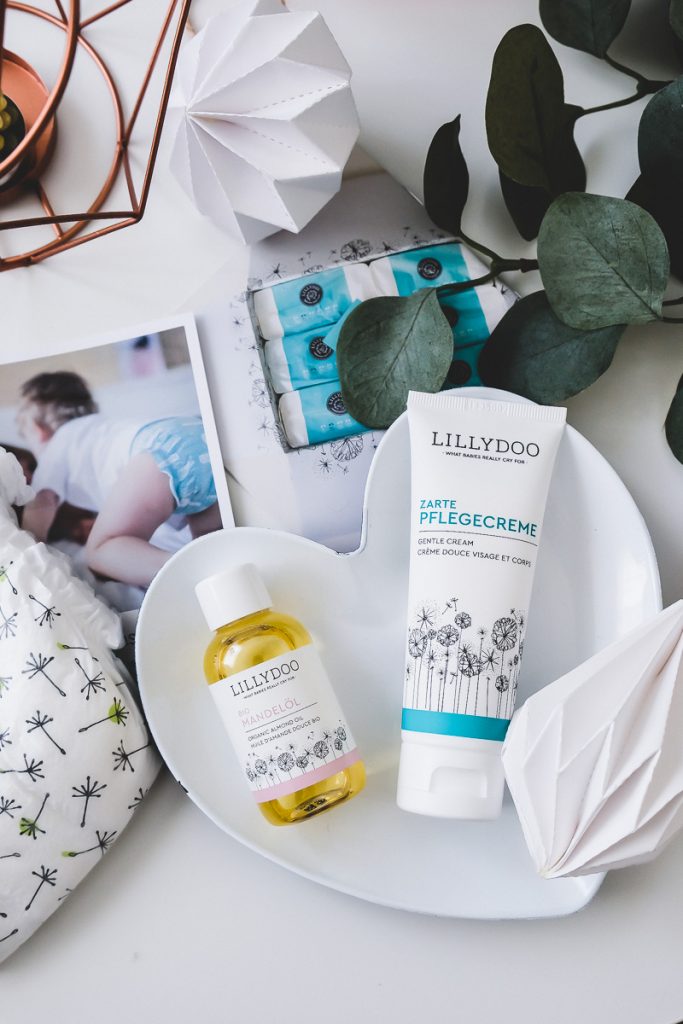 Neue LILLYDOO Hautpflege Zarte Pflegecreme und Mandelöl für Babys und Kleinkinder im Test mit Erfahrungsbericht auf Mamablog Ineedsunshine