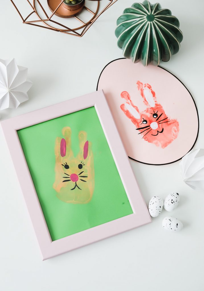 Osterbasteln Kleinkind Osterhase Handabdruck Geschenk Ostern DIY Idee Kinder basteln Mamablog Ineedsunshine