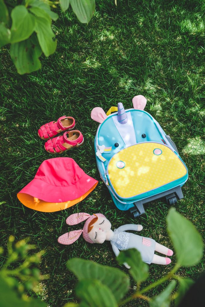 Checkliste Urlaub mit Kindern Sommer Ferien Koffer packen mit Packliste für das Reisen mit Kindern