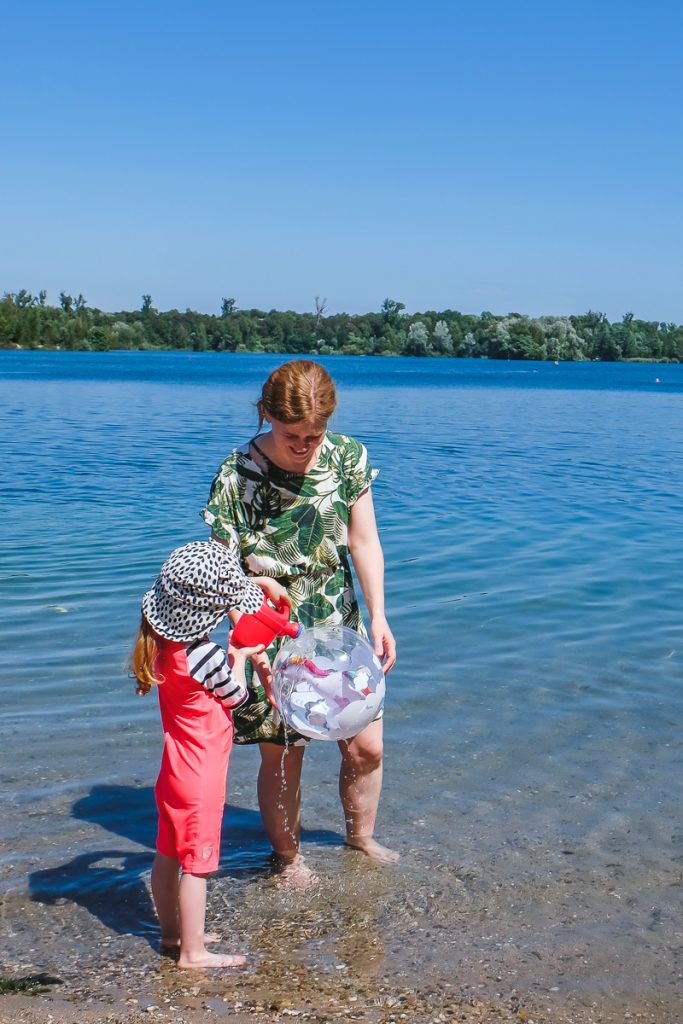 Tipps für Sicherheit am Wasser und sicheres Baden für Kinder am Badesee, Strand oder im Schwimmbad um Kinder vor dem Ertrinken schützen zu können auf Mamablog Ineedsunshine