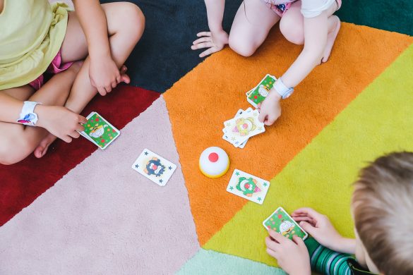 Tipps gegen Langeweile in den Ferien mit Spielideen für Kinder ab 4 Jahren auf Mamablog Ineedsunshine
