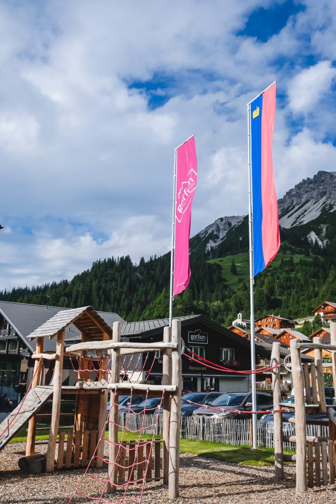 Gorfion Hotel Erfahrungen Familienurlaub Liechtenstein Familienhotel Malbun auf Mamablog Ineedsunshine