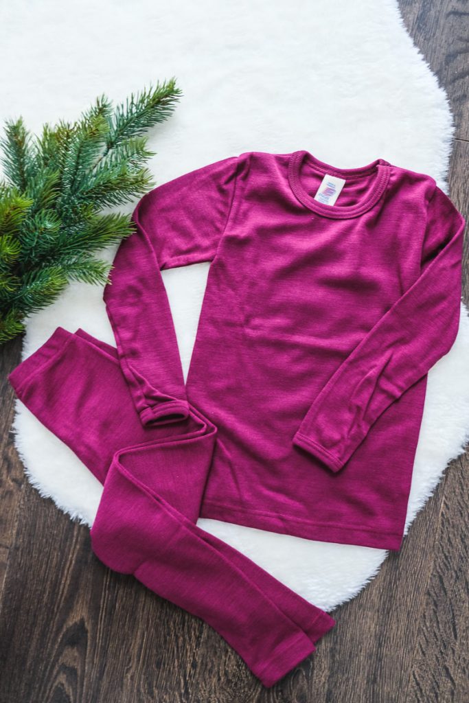 Engel Natur Kleidung Wolle Seide für Kinder im Winter