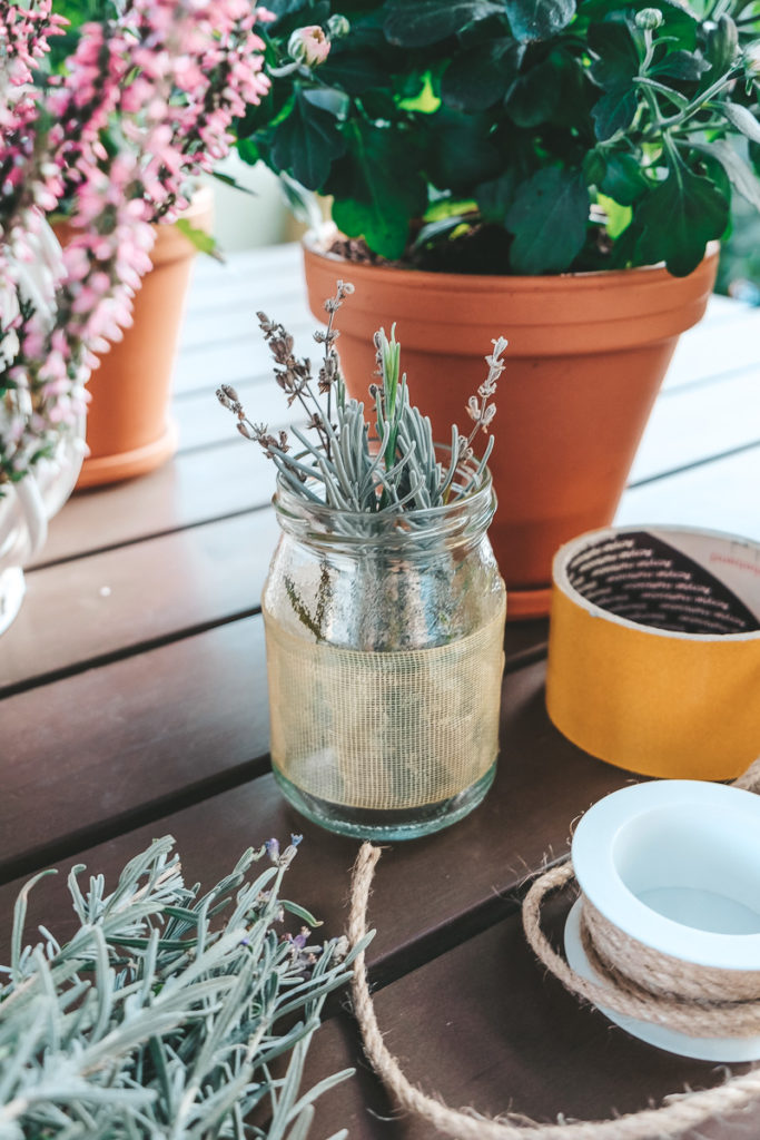 DIY Windlicht basteln mit Lavendel Anleitung 