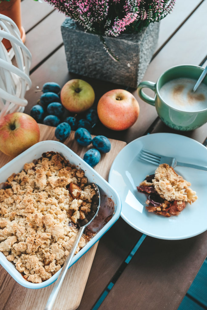 Rezept Apfel Zwetschgen Crumble mit Zimt