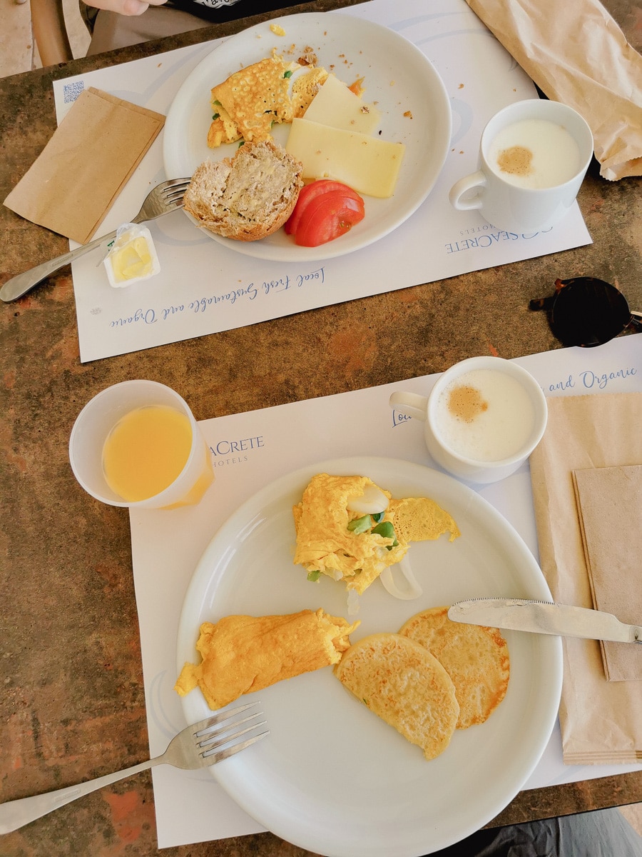 Kiani Beach Resort Frühstück