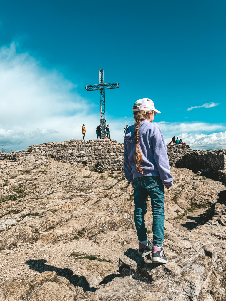 Ausflugsziele und Sehenswürdigkeiten am Gardasee Rocca di Manerba